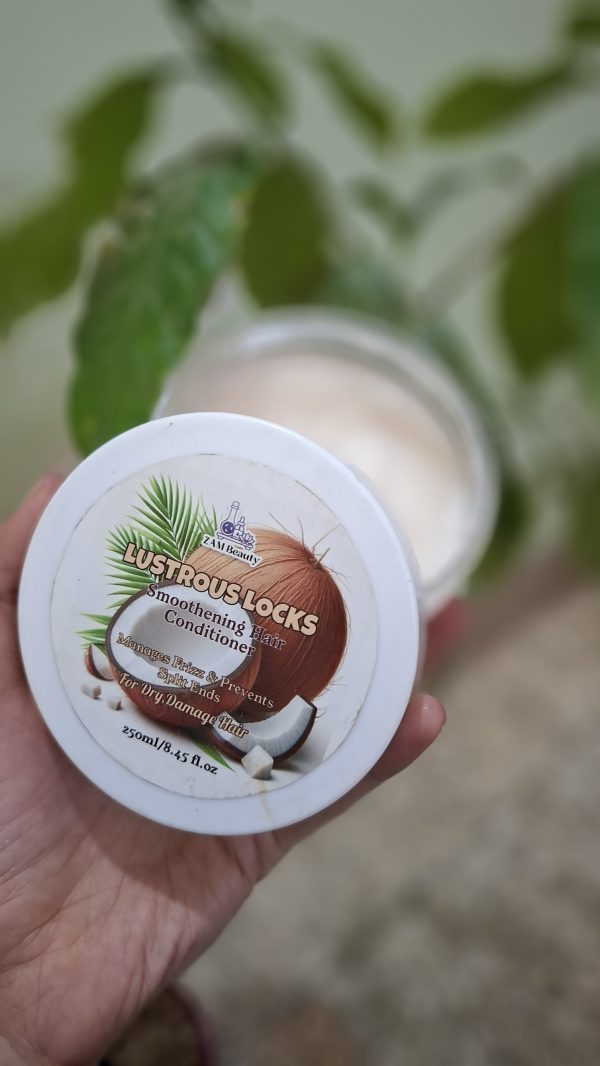 LUSTROUS LOCKS Smoothening Hair Conditioner 250ml