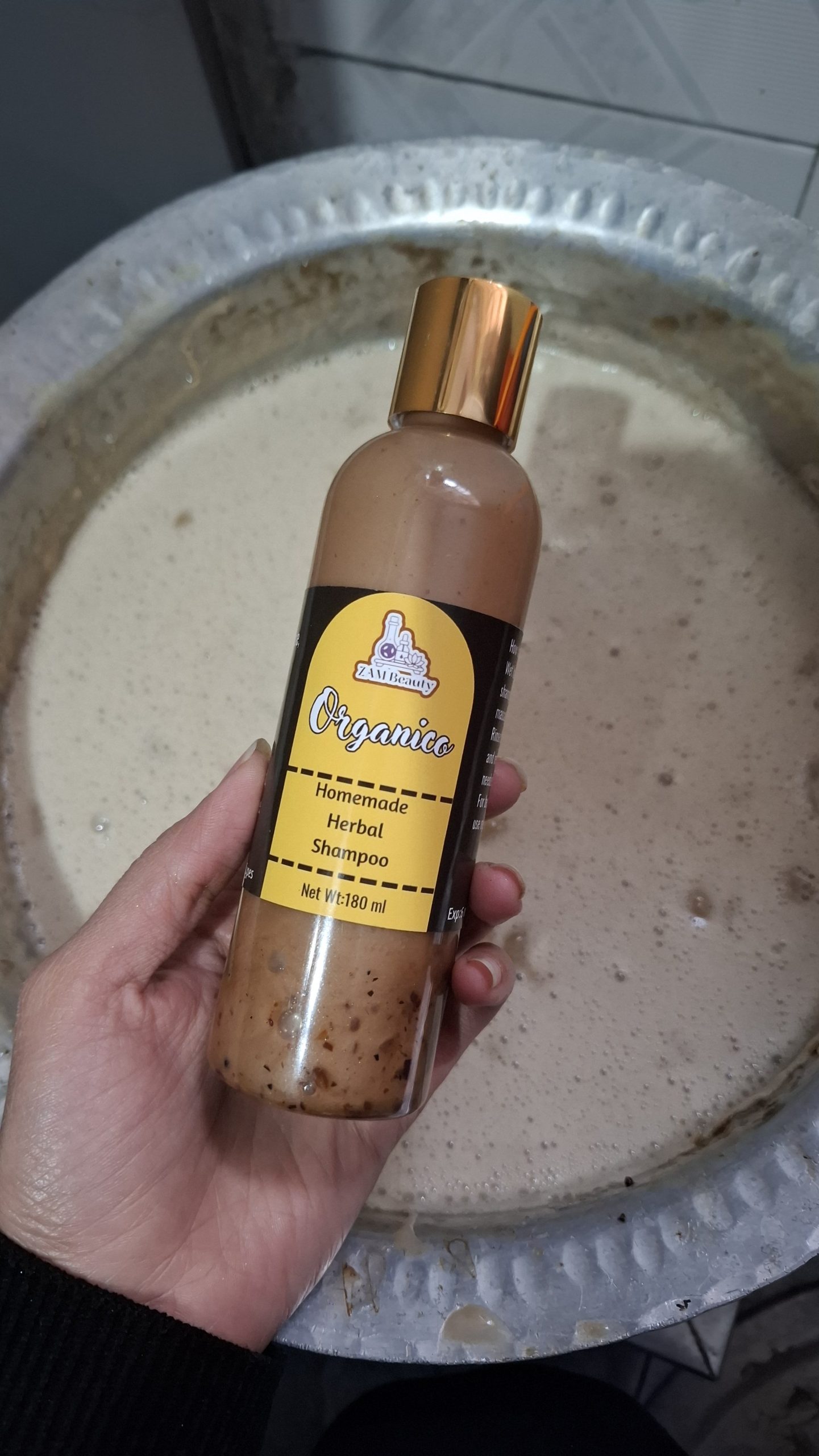 ORGANICO Homemade Herbal Shampoo 180ml - Image 4